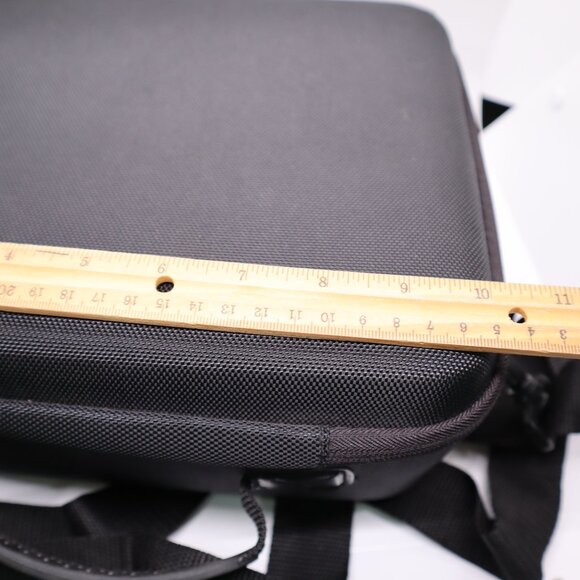 Carrying case for nintendo switch hard shell black slightly used pre-owned - Picture 6 of 12